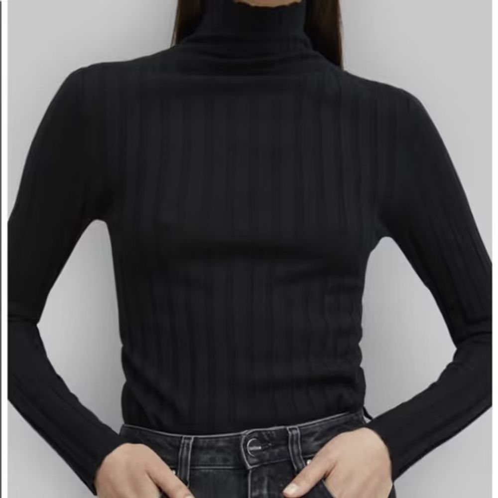 Toteme Palmi Knitted Highneck